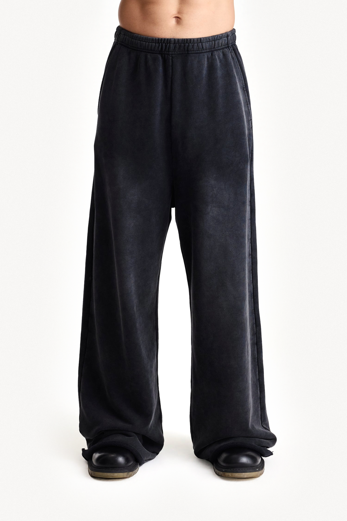 Lounge Pant - Black, on-body front view