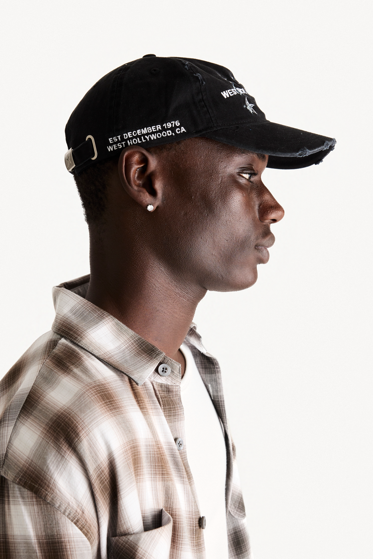 Hollywood Cap - Black, on-body side view