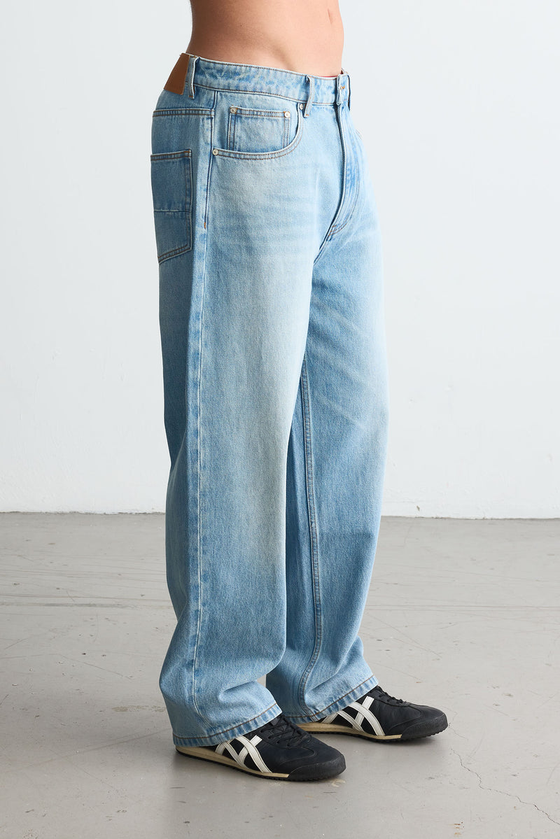 Straight Denim Light Blue Wash