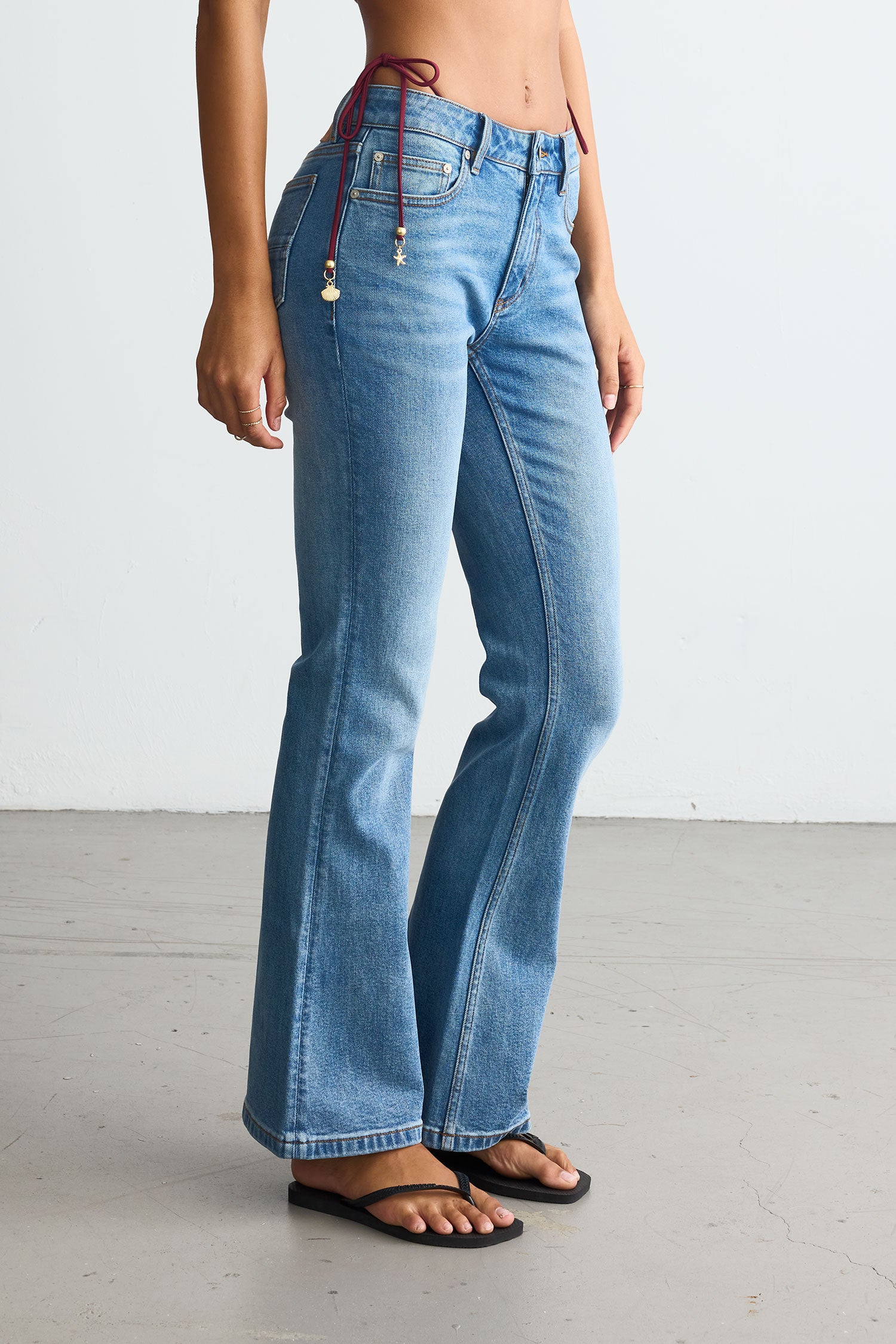 Bootcut Denim Medium Blue Wash – Cotton Elastane | Raised on Film