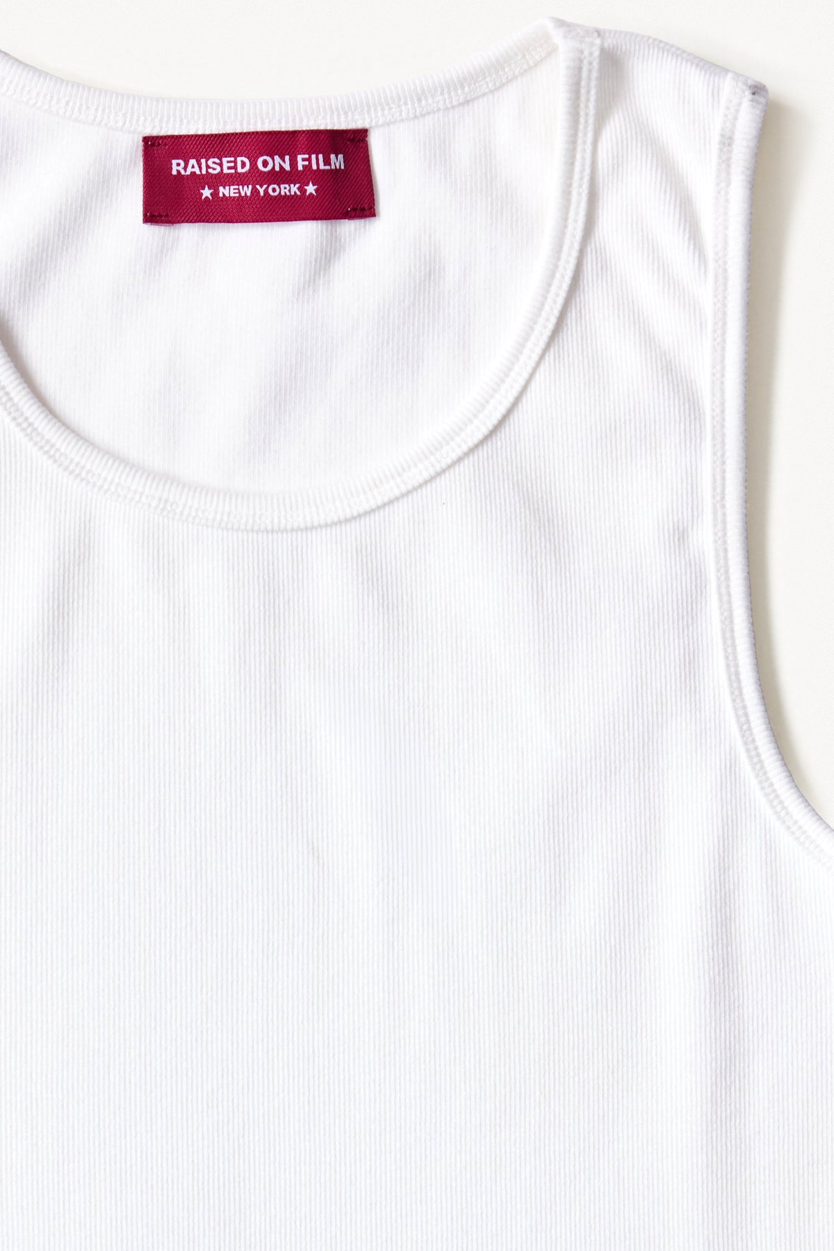 Core Singlet - White, detail view